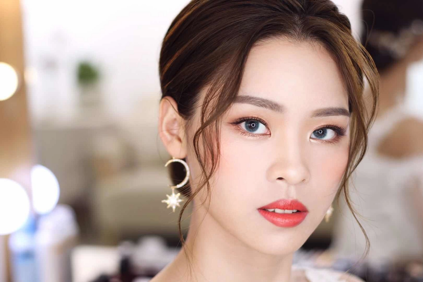 化妆师毛戈平简介_化妆师面试问题及回答技巧_mm化妆师