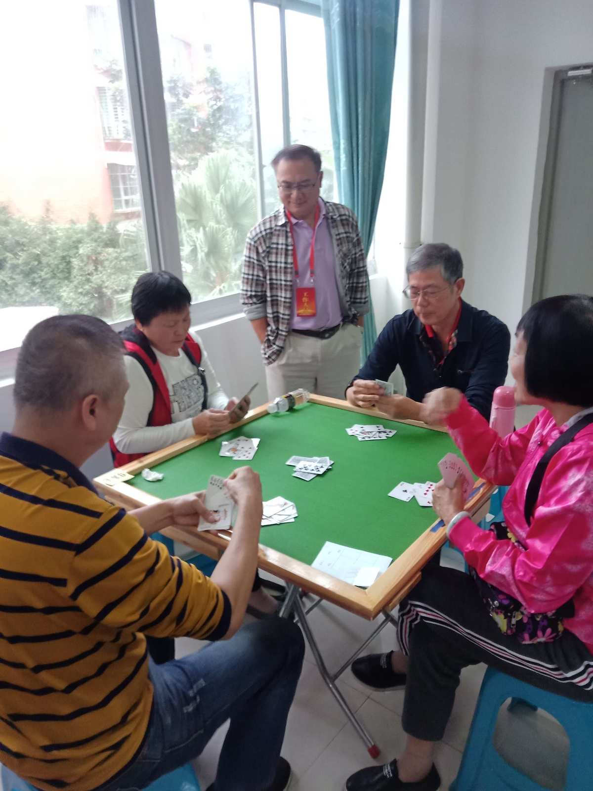 拖拉机扑克游戏_拖拉机扑克牌游戏_拖拉机扑克牌游戏在线
