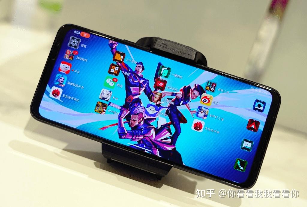 2500元的手机打游戏_玩手游花多少钱_手机玩游戏花钱吗