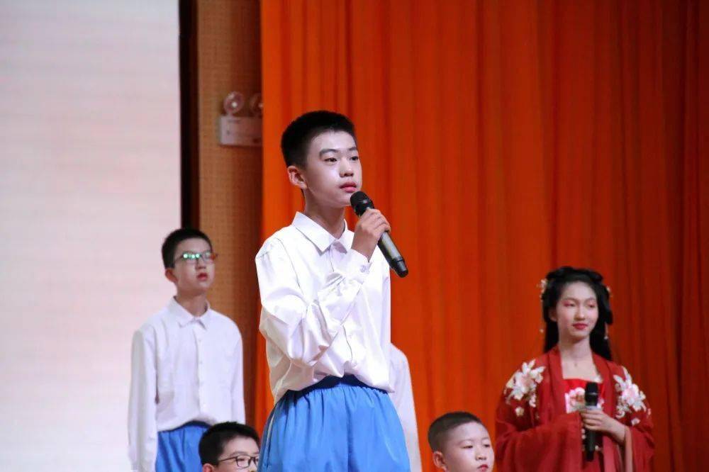 读书主题标语_读书日主题_读书主题作文
