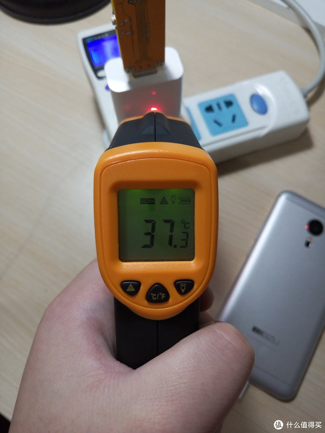 老发热打手机游戏怎么办_打游戏为什么手机老发热_手里打游戏发热