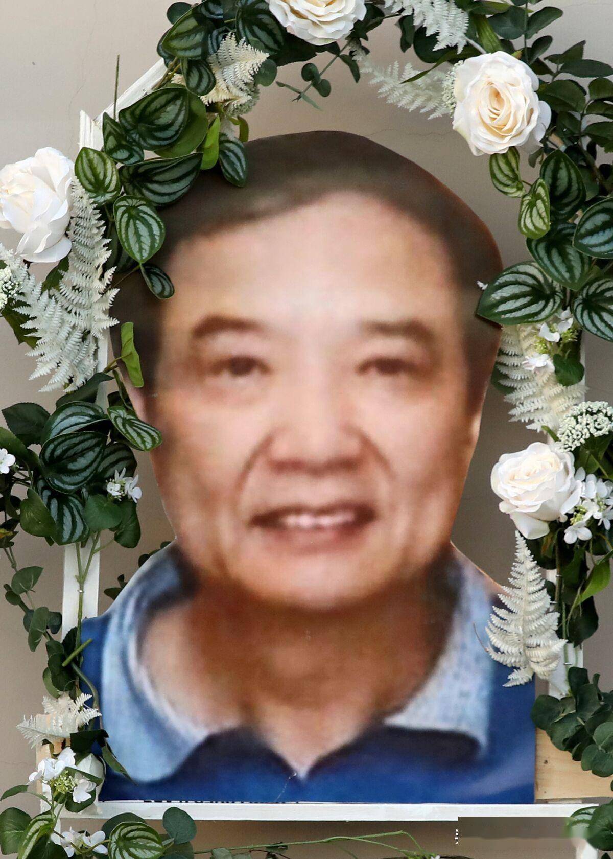 充值手机游戏有风险吗_充值手机游戏花光父母积蓄_充值4万的手机游戏