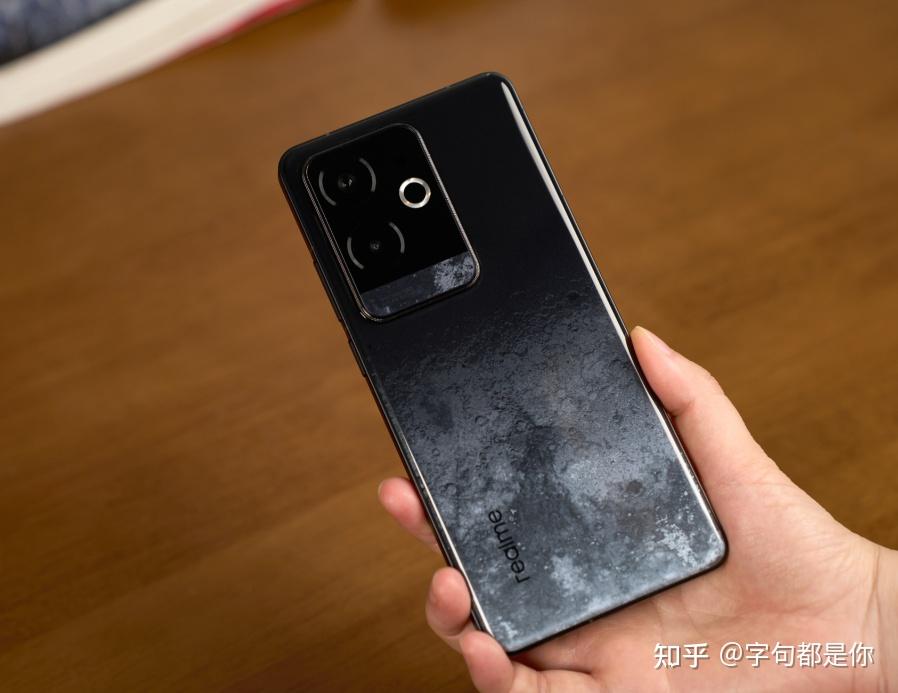 不能打游戏的小屏手机型号_可以玩的手机屏幕_能玩游戏的小手机