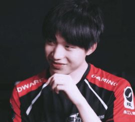 厂长玩游戏,从电竞传奇到游戏深度玩家