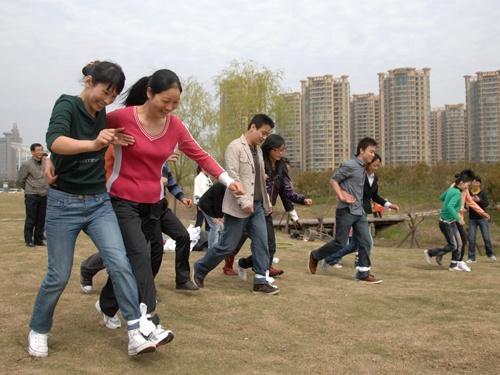 开场团队小游戏,团队协作大挑战！”